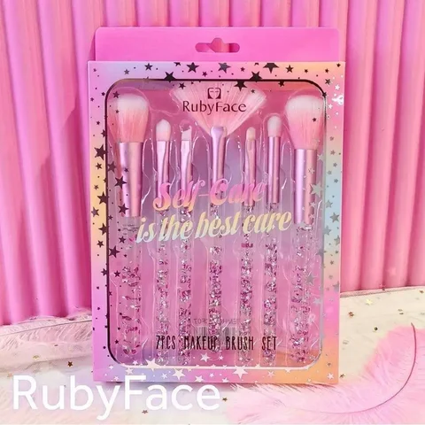Набір пензлів для макіяжу Ruby Face Self-Care is the best care, рожевий, 7 шт