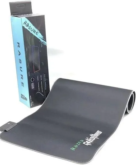 Килимок для миші з RGB-підсвічуванням R-780, тканинний, 30 × 78 см