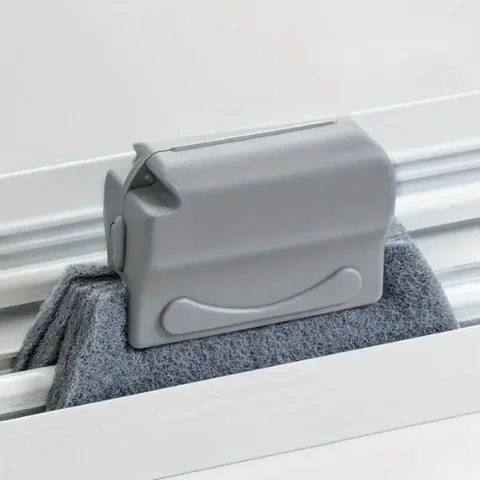 Губка-щітка для важкодоступних місць Cleaning brush 8,5 × 13,5 см