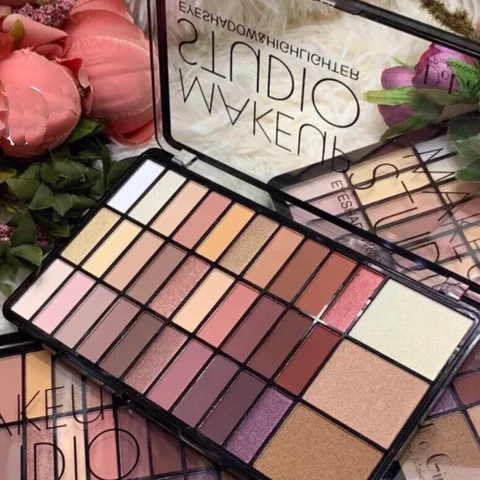 Палетка тіней DoDo Girl Makeup Studio з хайлайтером і бронзером, 33 відтінки, варіант B